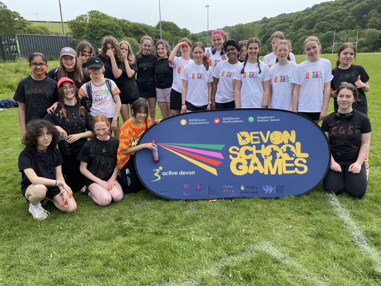 Colyton Grammar School students take part in Neon 5k run event - Latest ...