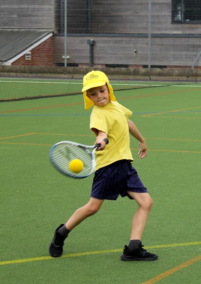 St Mary's primary school students enjoy tennis session at Colyton ...